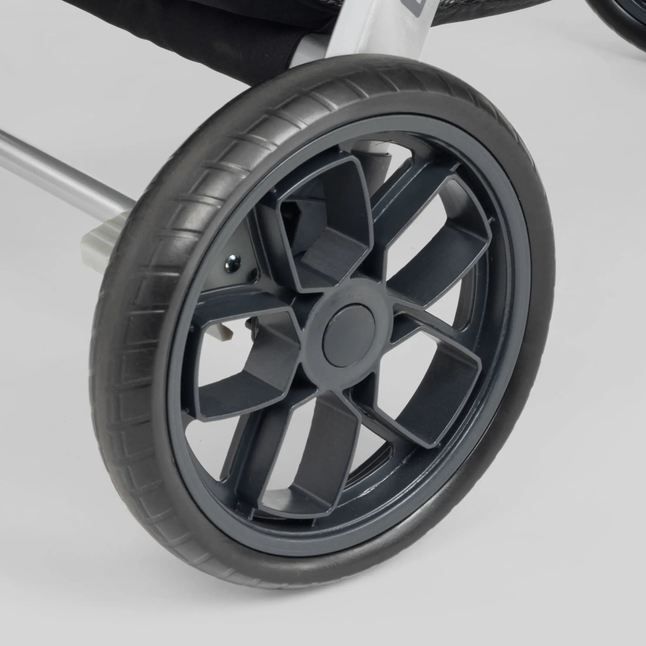 Chicco Bravo Sport Trio Travel System - Iron (Black), New - Image 7